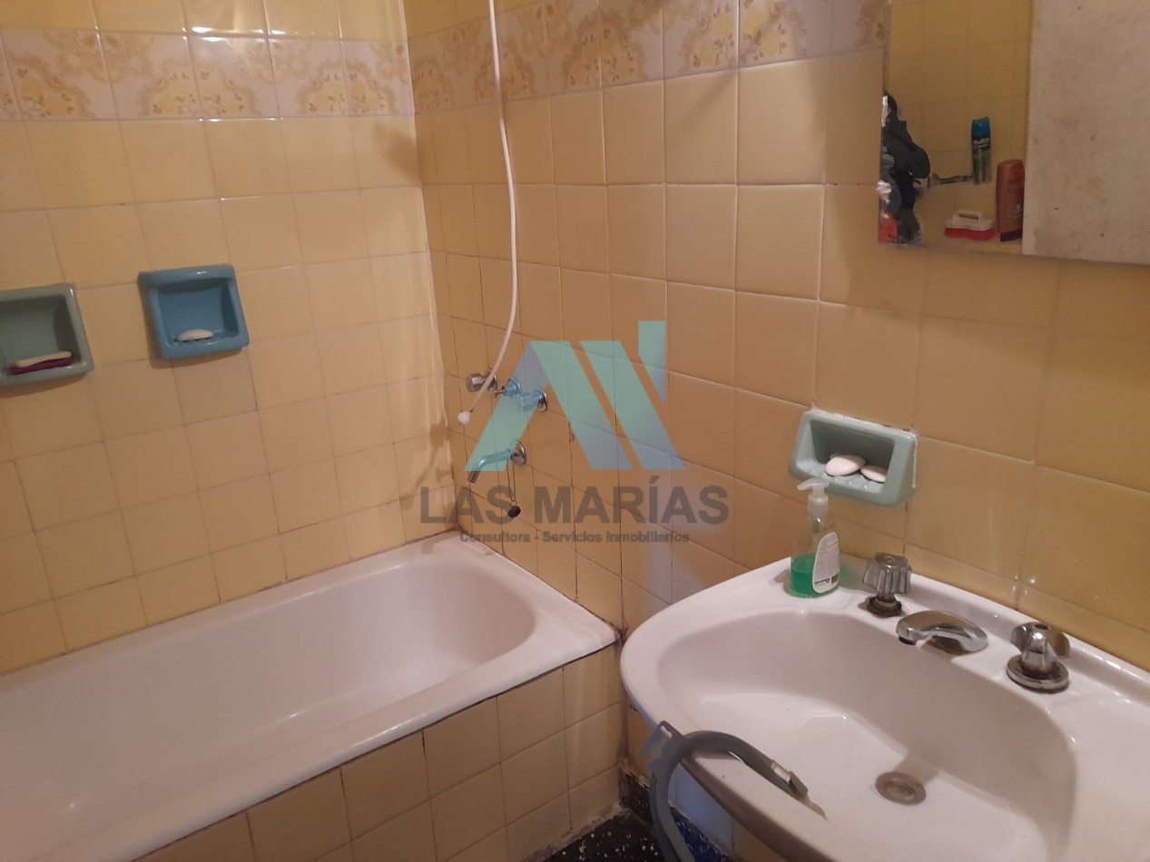 VENDE CASA PARA DEMOLICION O REFACCION